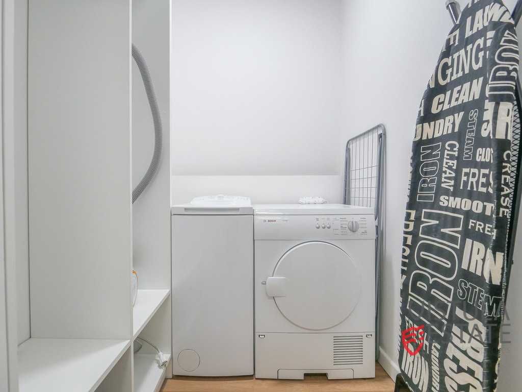Краковтың Ескі қаласындағы жайлы пәтер, 52.3 м², университет пен Бас алаңға жақын