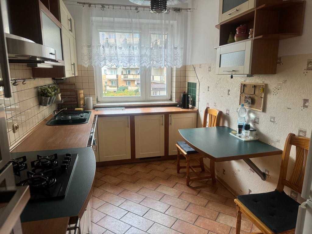 2-Room Apartment with Balcony in Quiet Area