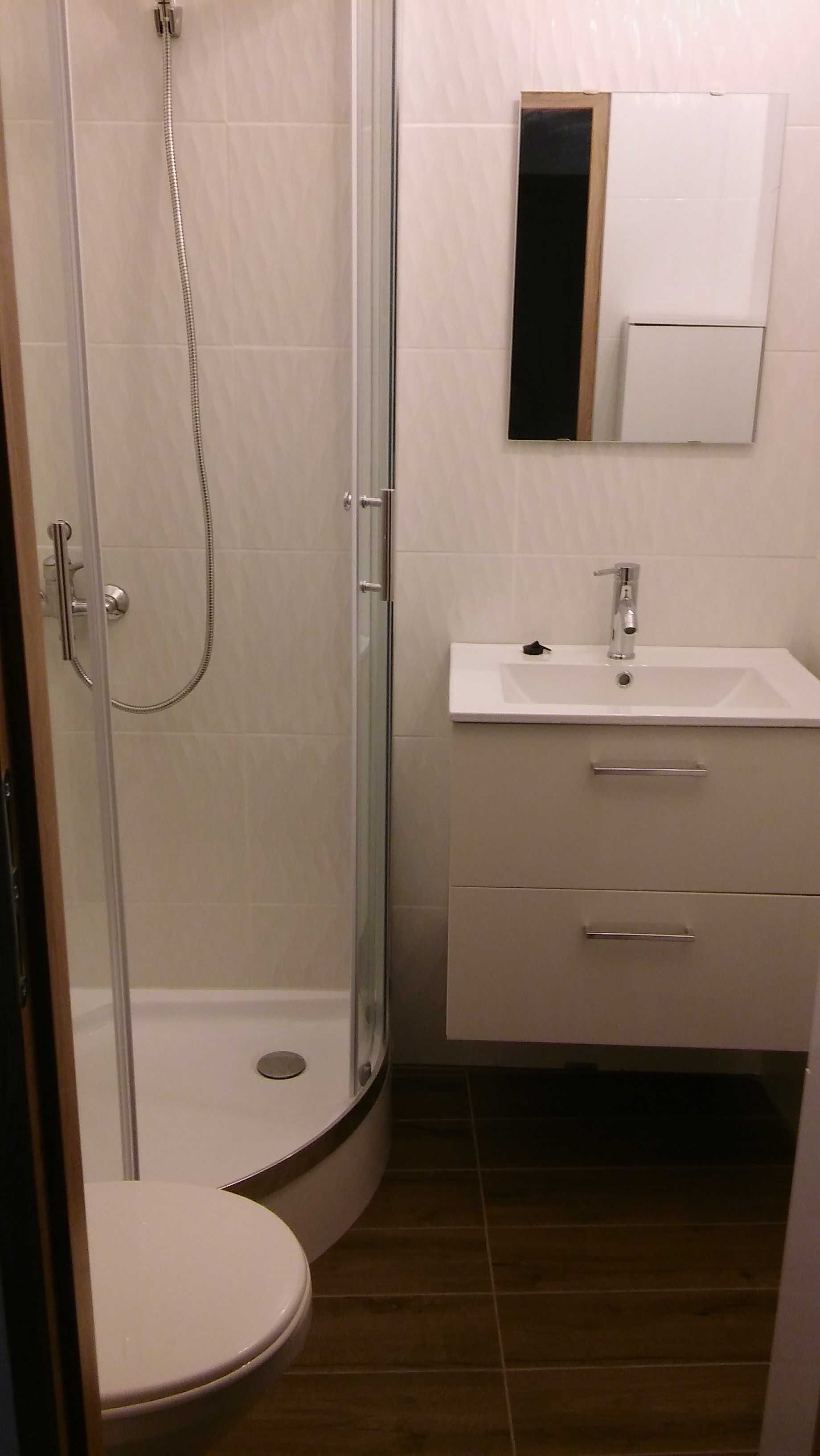 Modern 2-Room Apartment with Parking in Olsza