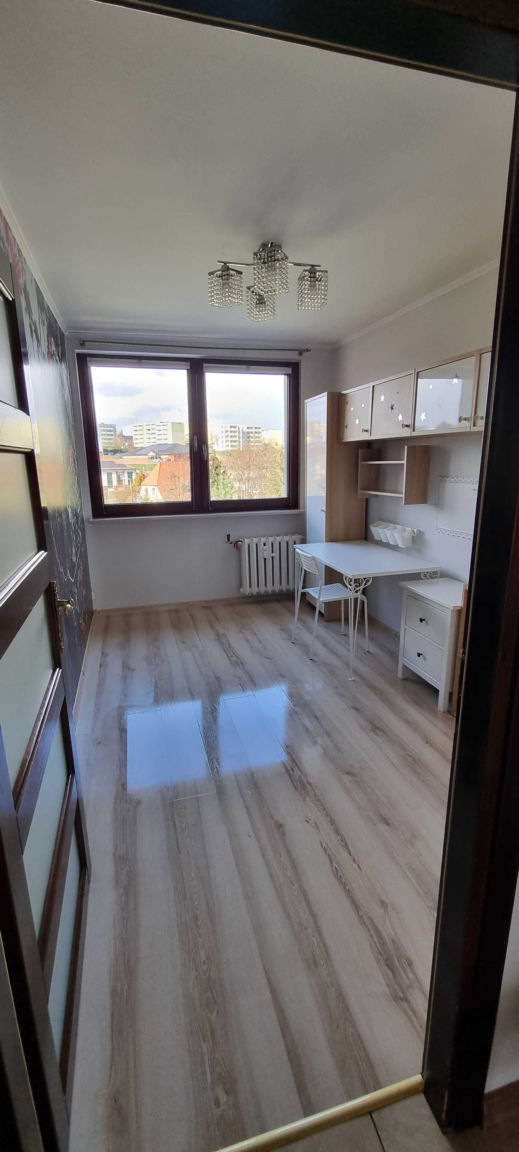 3-Room Apartment in Świecie, Recently Renovated with Modern Amenities