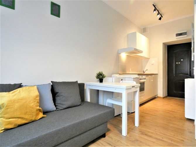 Bright Studio Apartment in Krakow, Close to City Center and Universities