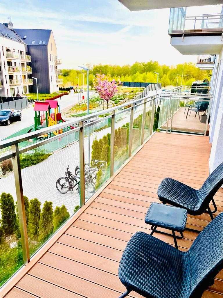 Comfortable 46m2 Apartment with Large Terrace in Poznań-Strzeszyn