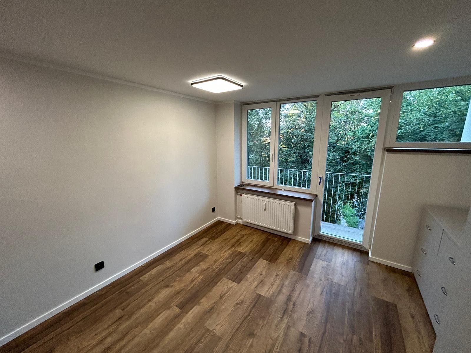 Cozy 20m² Studio Apartment with Balcony in Cieszyn