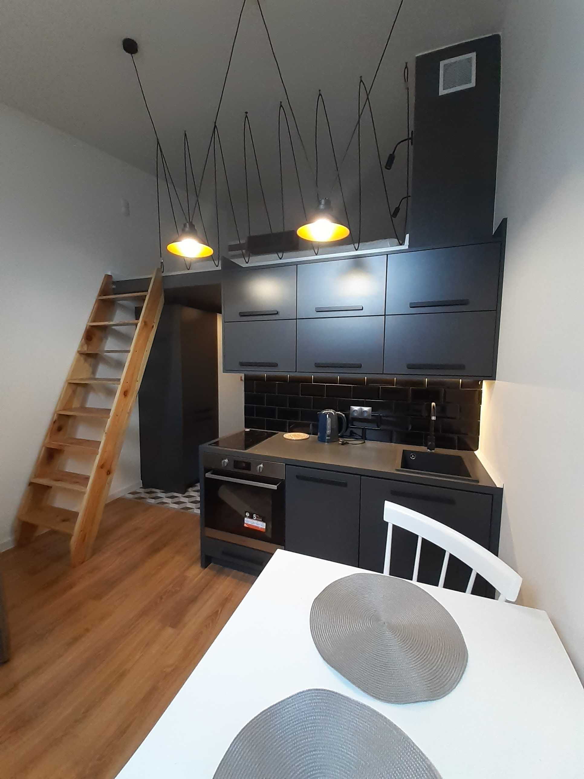 Modern Studio with Mezzanine in City Center