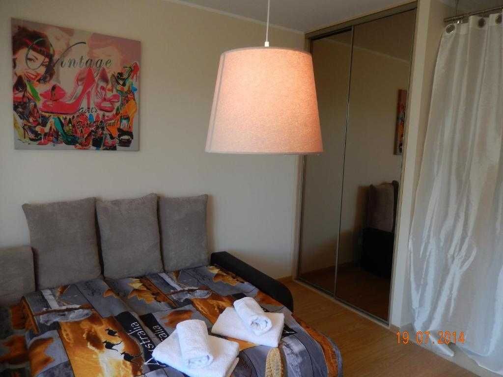 Modern Studio Apartment with Balcony in Polonia