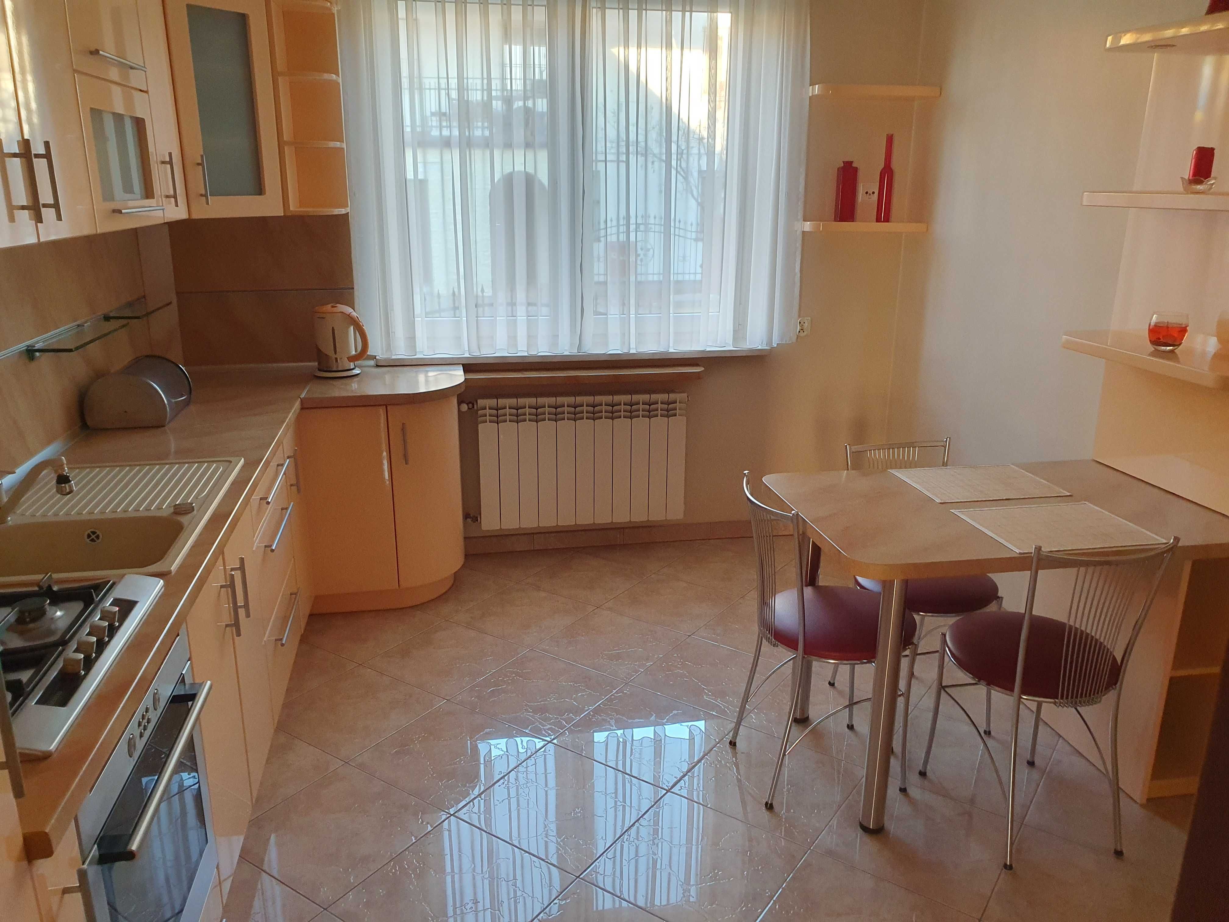 Spacious 60m² Ground Floor Apartment in Raszyn