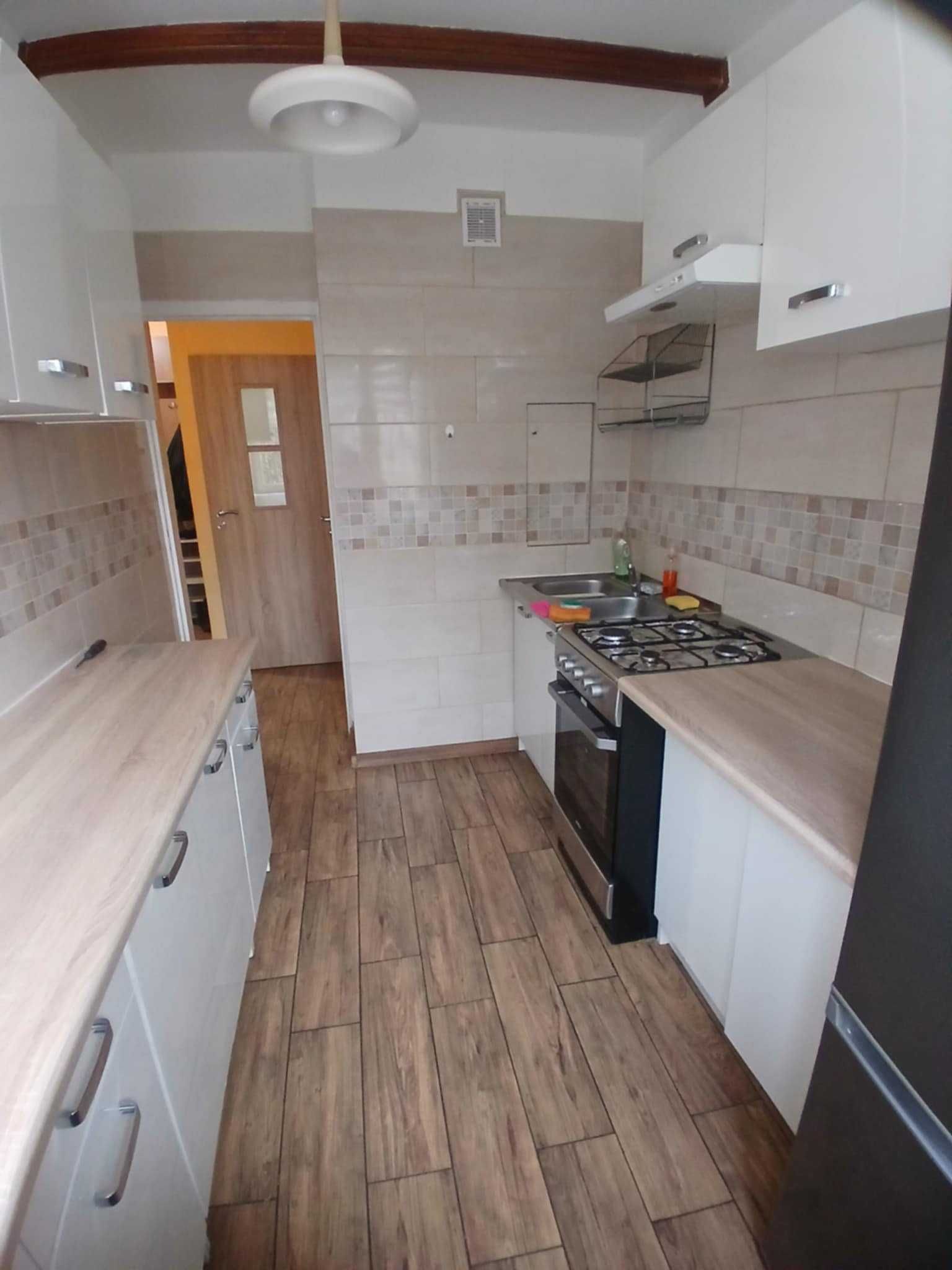 Spacious 2-Bed Apartment with Garden Access