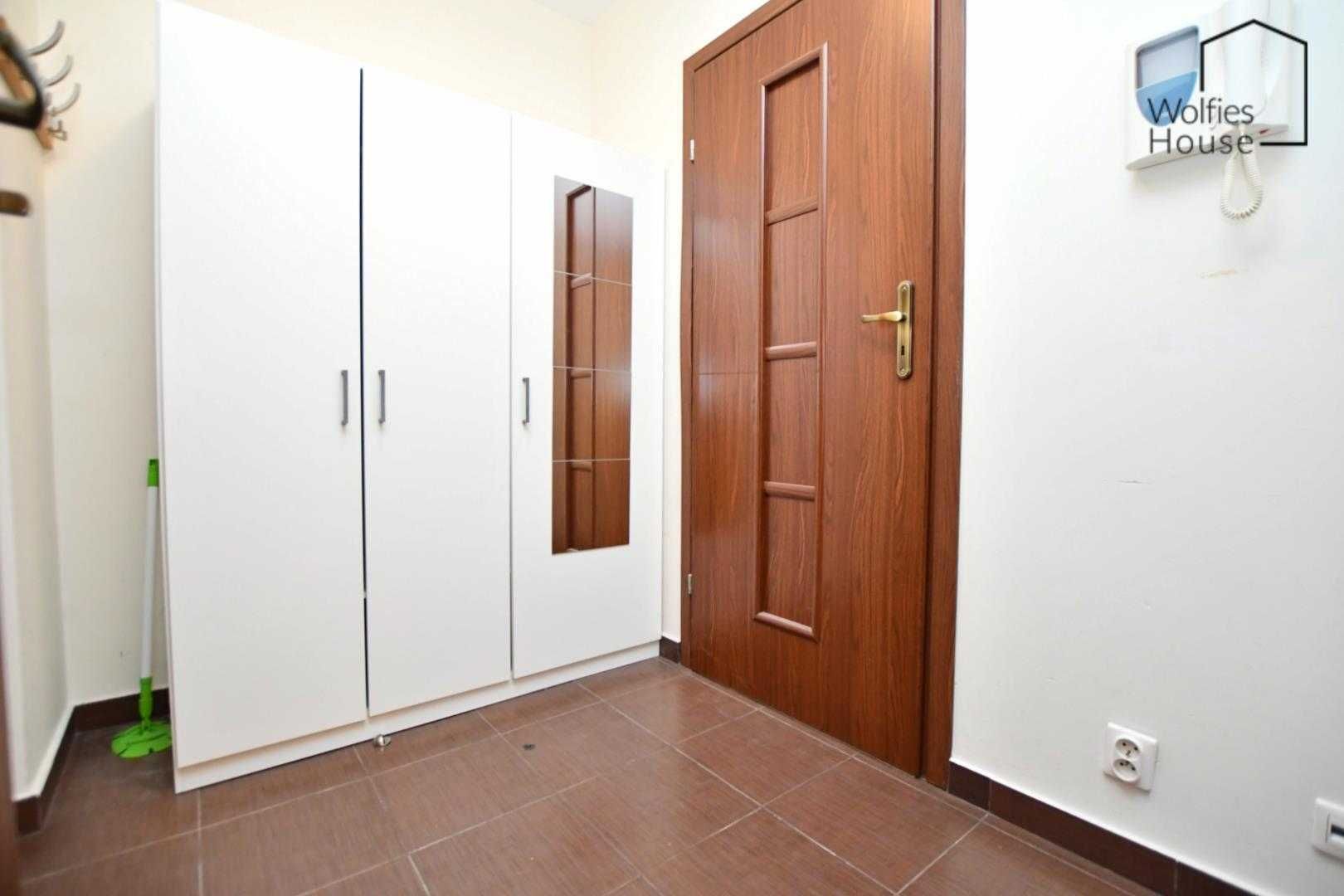 Bright Studio Apartment in Podgórze Duchackie, Macedońska Street
