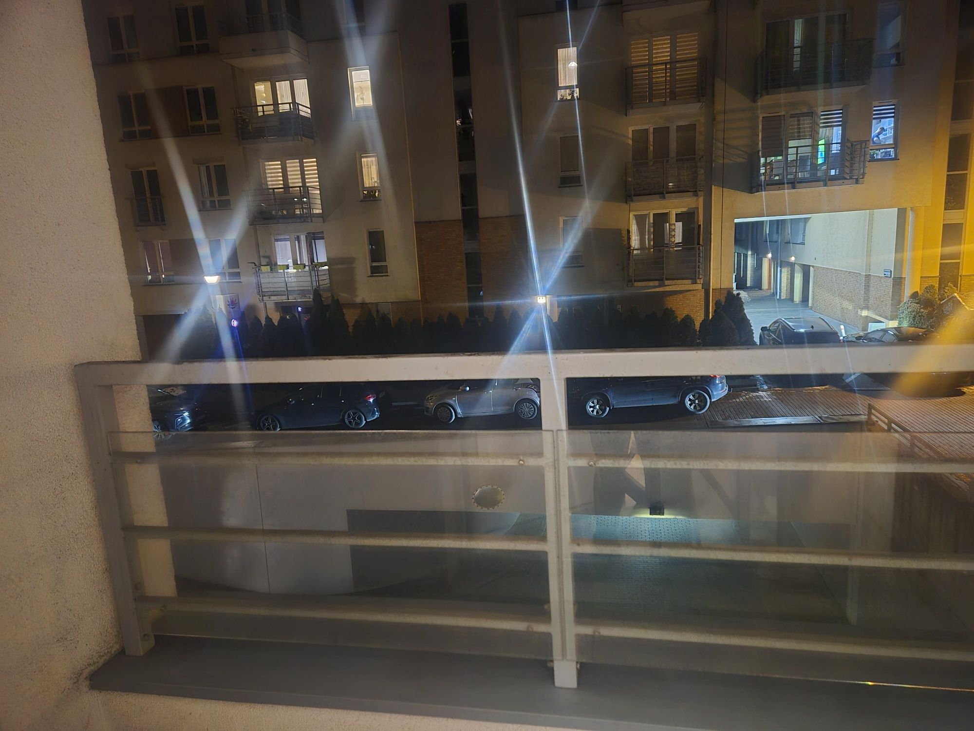 Modern Studio Apartment with Free Parking in Gumiency