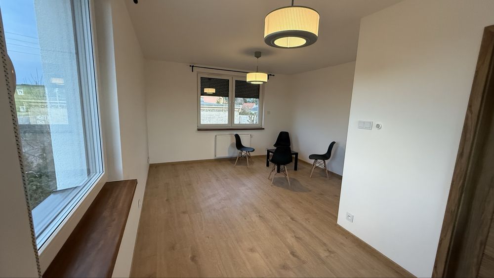 Compact 33m2 Studio Apartment Near Poznań, Well-Connected Location