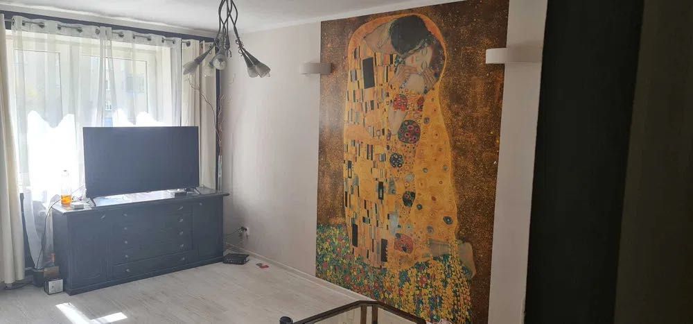 Ground Floor 2-Bedroom Apartment with Designer Interior