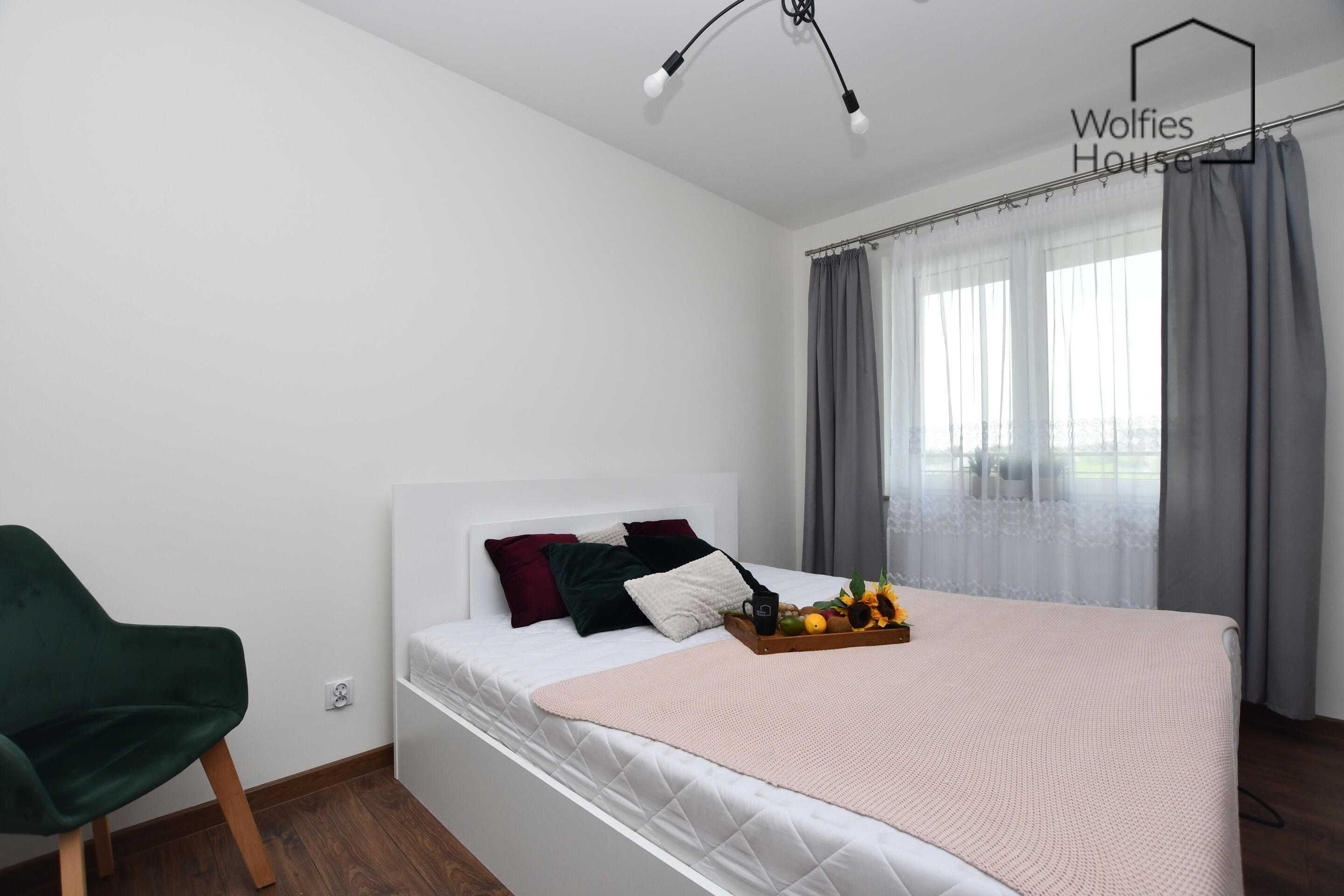 Modern 2-Room Apartment in Vermelo Complex, Krakow
