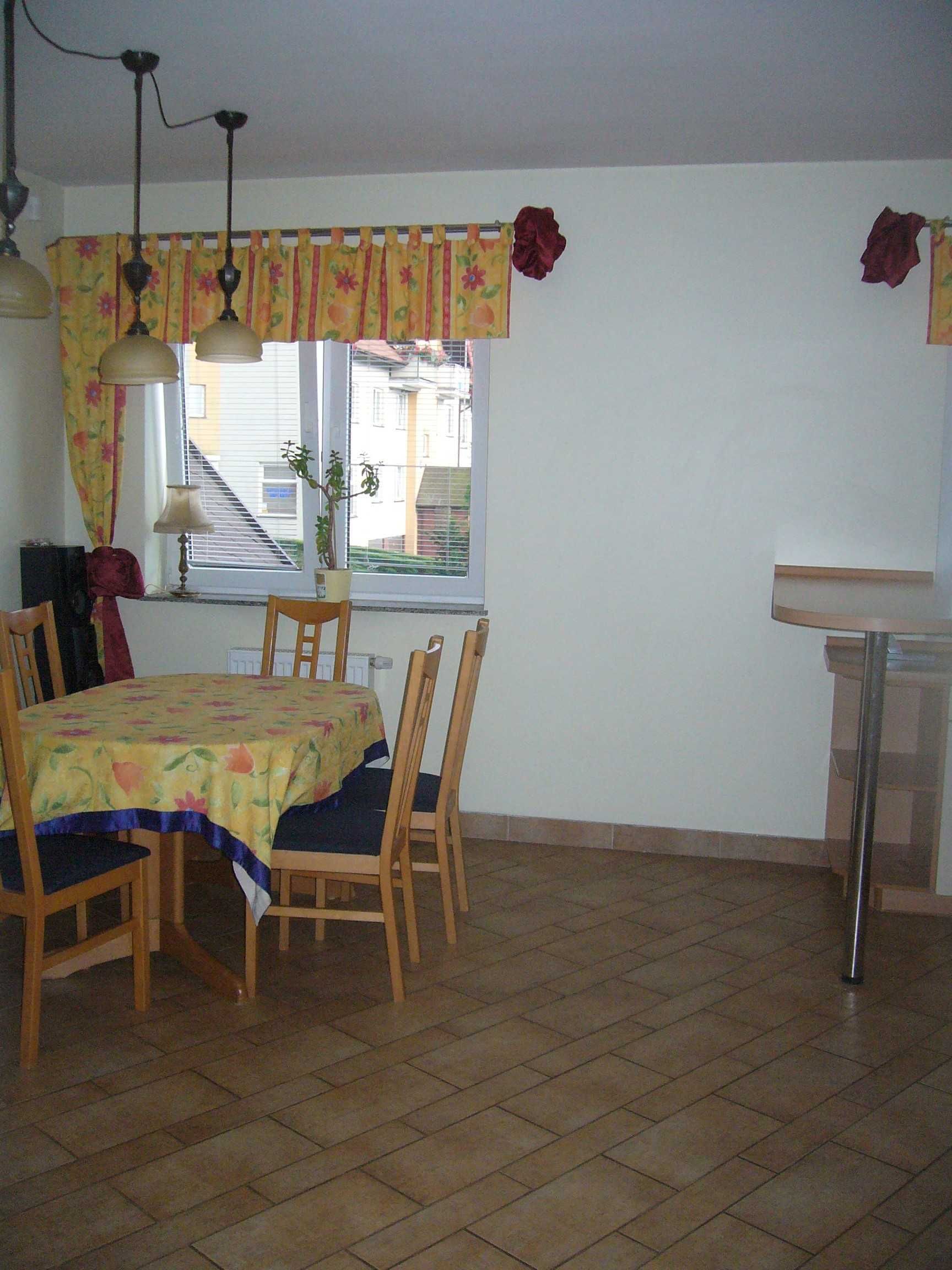Spacious 3-Room Apartment in Warszewo with Balcony