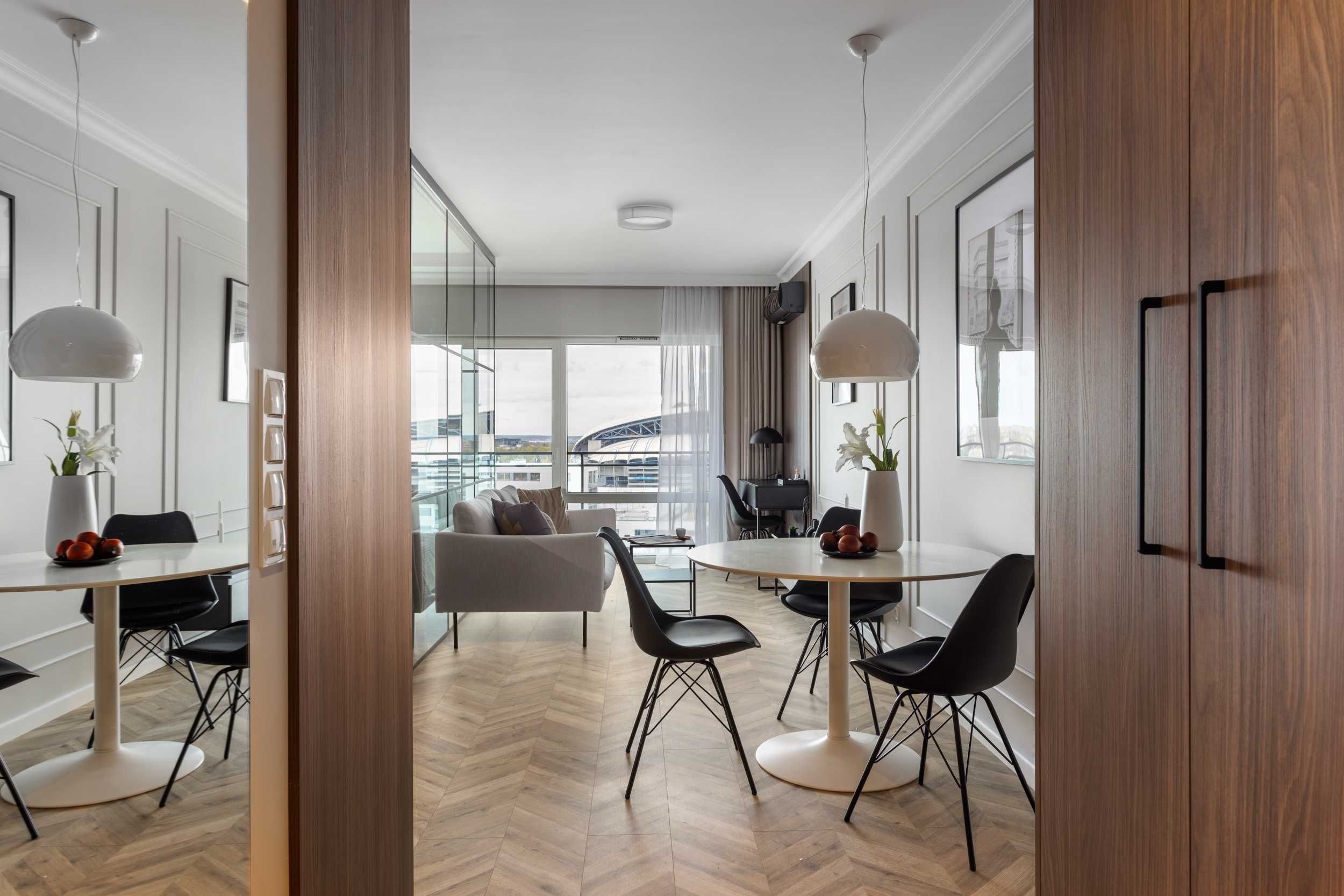 Modern 2-Room Apartment with Large Balcony near Lasek Marceliński
