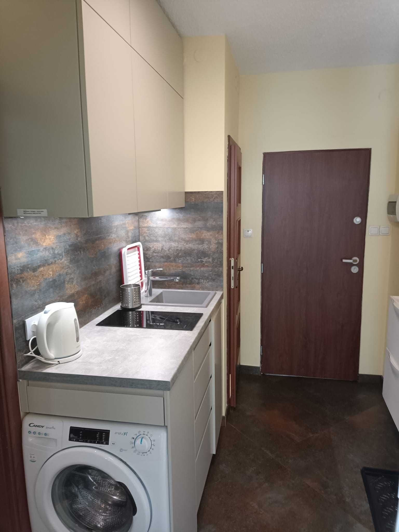 32m² Two-Room Apartment, First Floor, Sunny Location