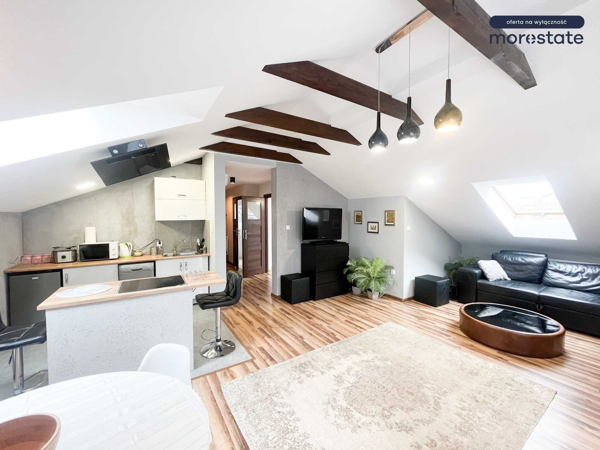 Two-room apartment with walk-in closet in Krakow's Bielany district