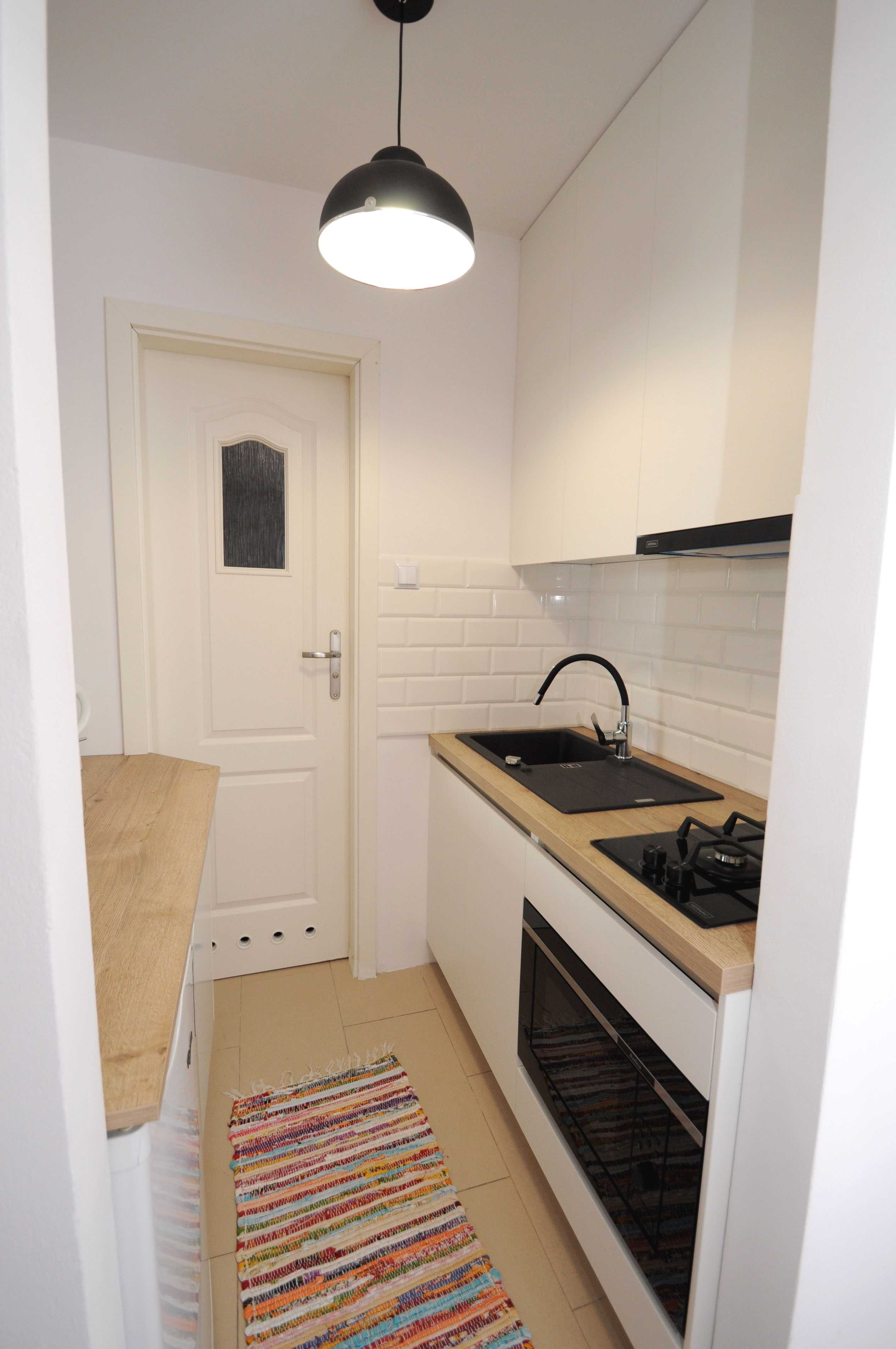Renovated 30m2 Studio Apartment with Modern Kitchen