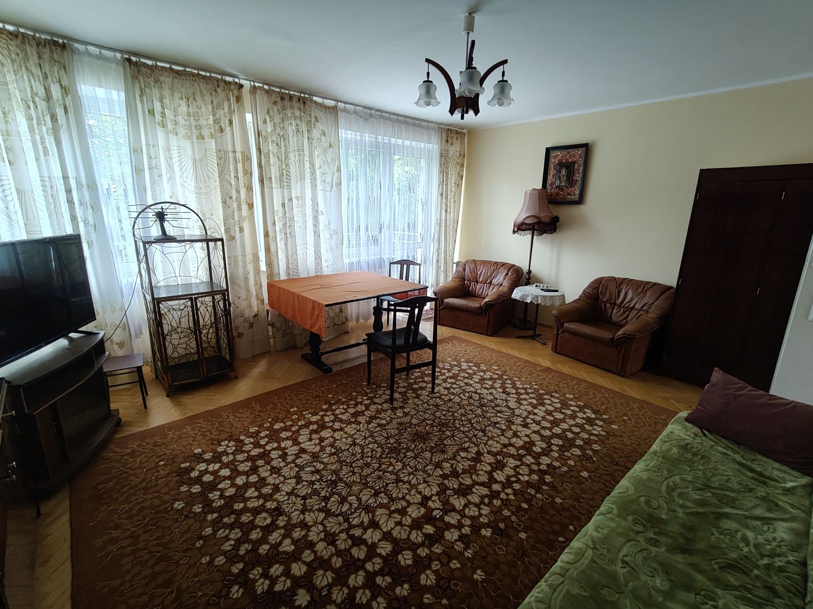 Wołodyjowskiego көшесіндегі 3 бөлмелі пәтер, LSM ауданы
