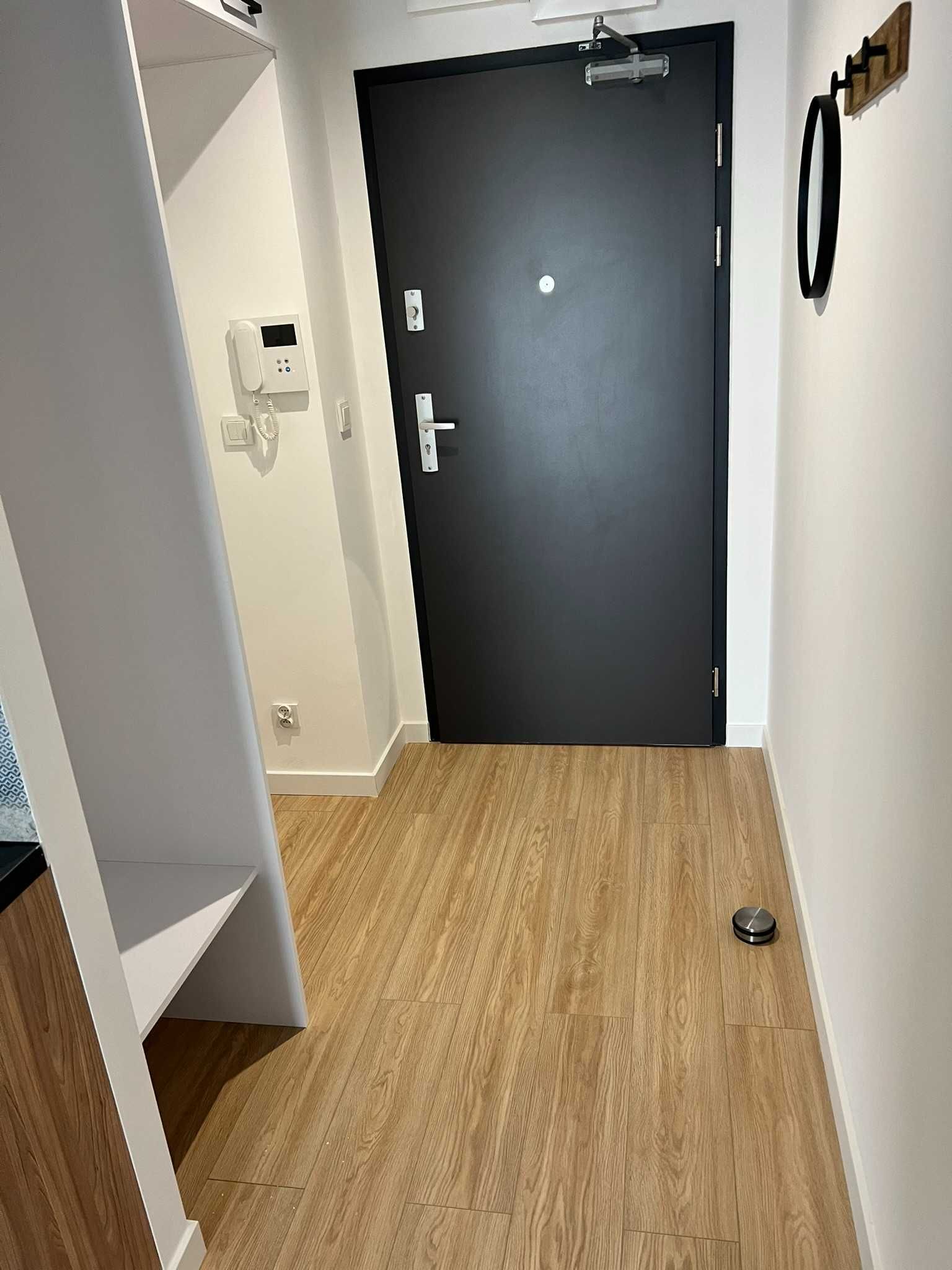 Micro Apartment near Park with Urban Convenience
