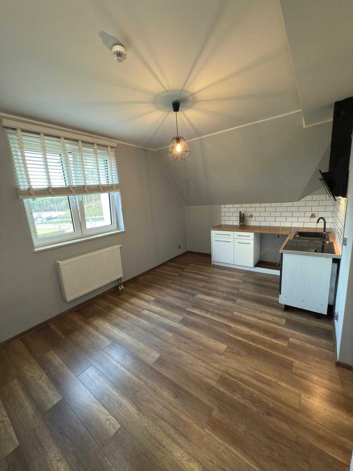 Modern Studio Apartment with Fully Equipped Kitchen