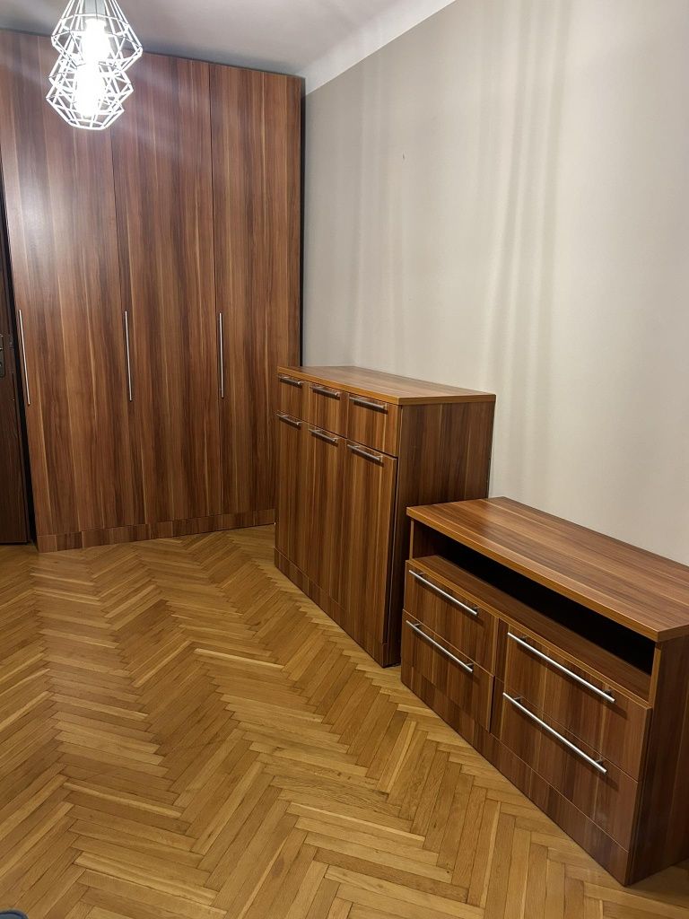 Салыңды студиялық пәтер 30м² жеке ас үйімен саябақ маңында