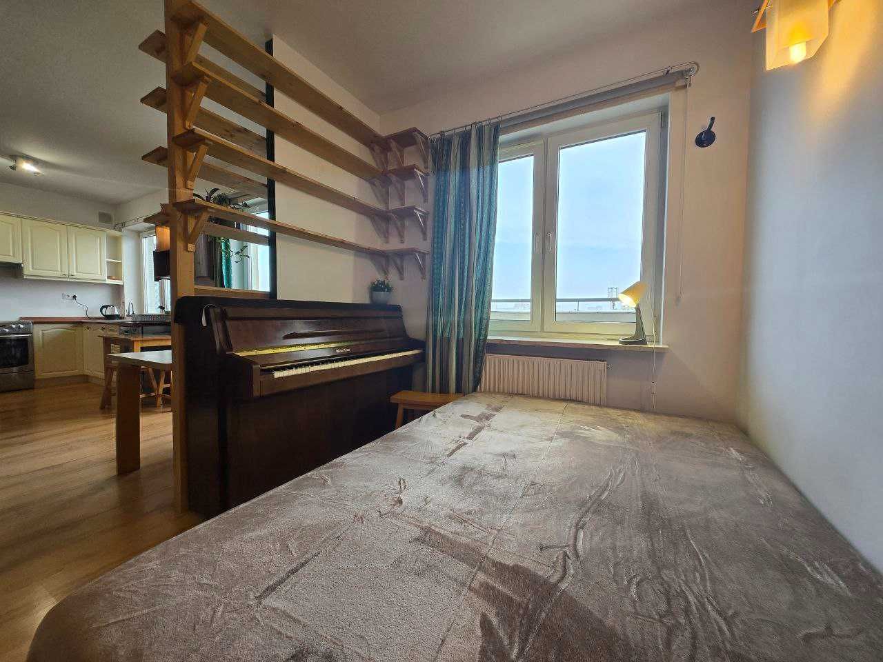 Modern Studio with Large Terrace Near Metro