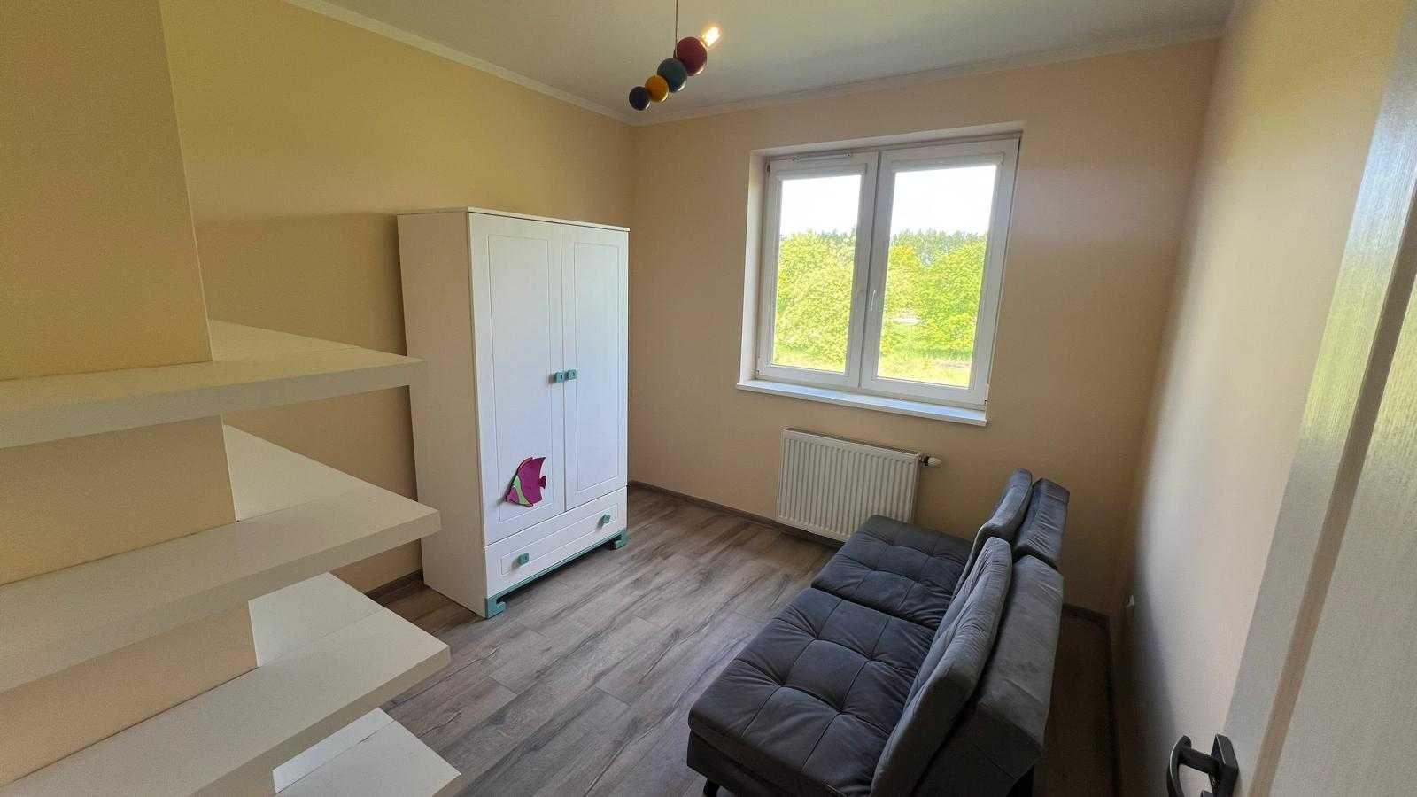 Згеждегі әдемі 3 бөлмелі пәтер, автотұрақ және терас бар