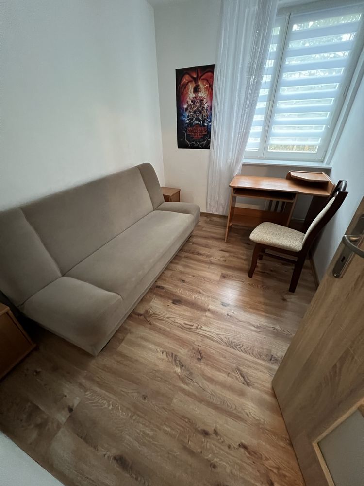 Renovated 3-Room Apartment with Modern Furnishings