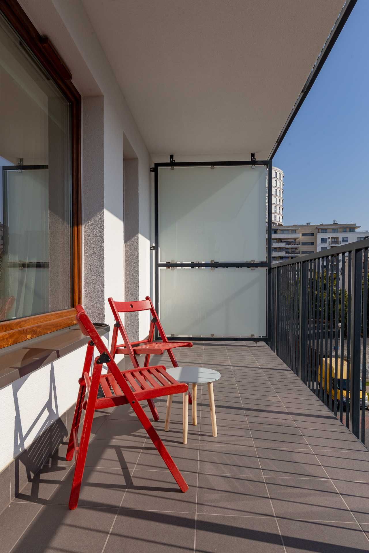 2-Room Apartment in Gocław, Near Promenada Shopping Center