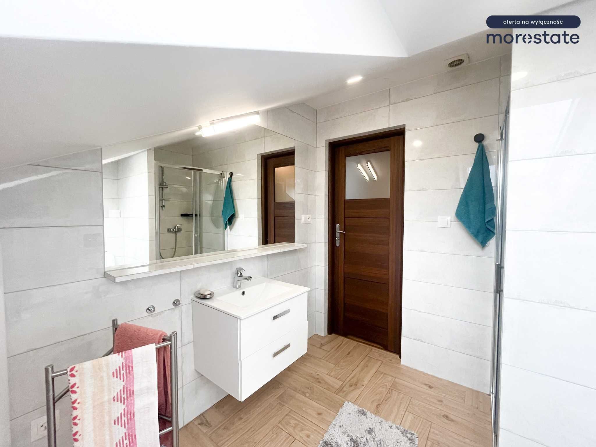 Two-room apartment with walk-in closet in Krakow's Bielany district