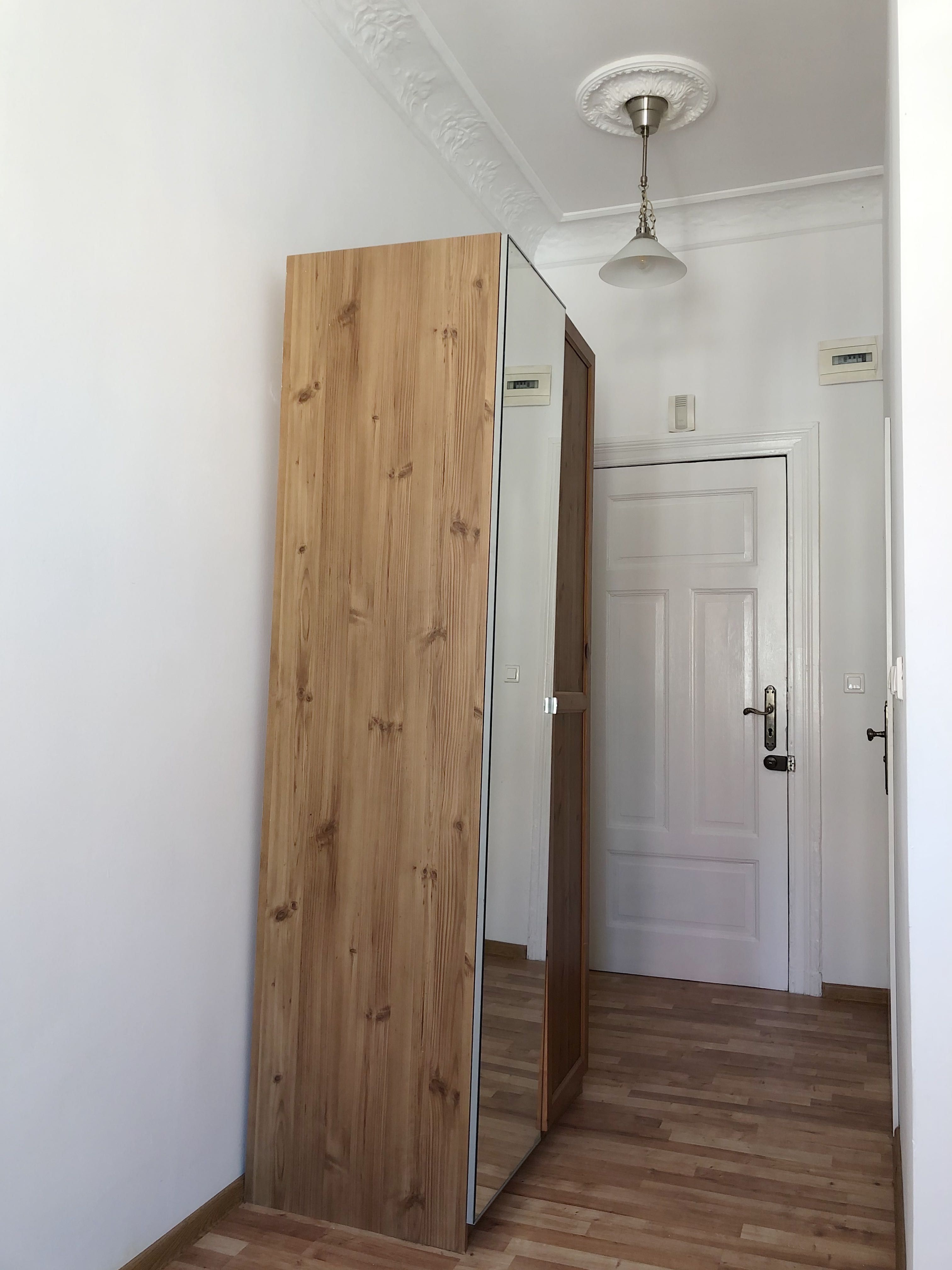 Bright Studio Apartment in City Center near Freedom Square