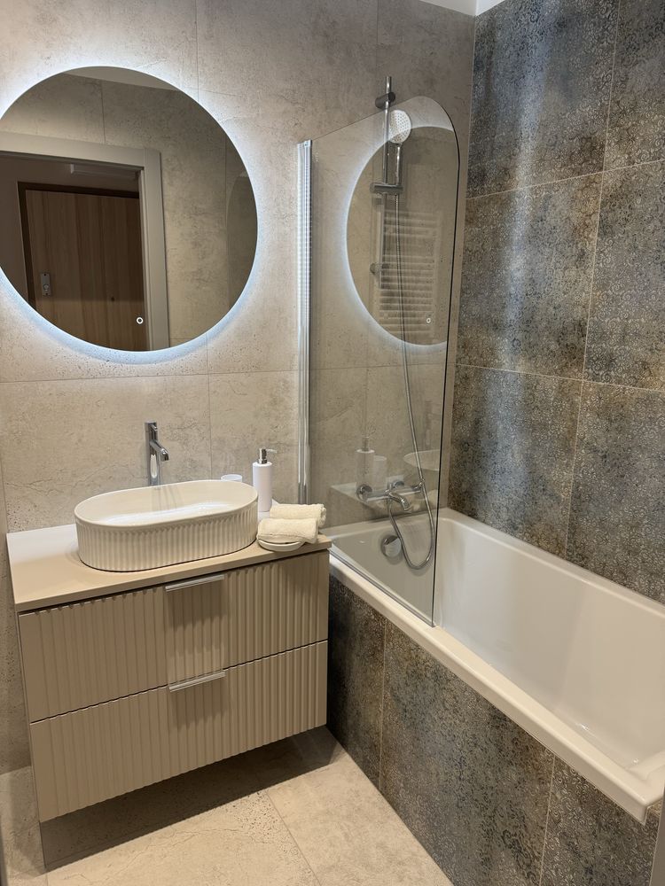 2-кімнатна квартира у Зеленій Гурі, 43м², з великою терасою