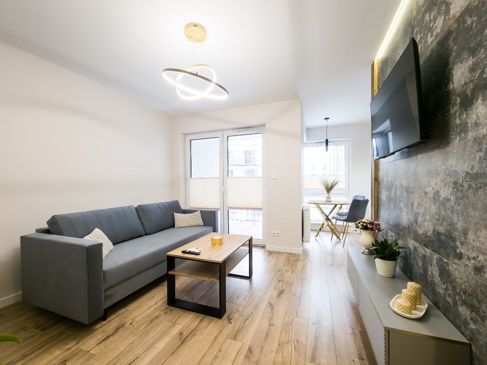 Modern Studio Apartment with Balcony and Full Kitchen