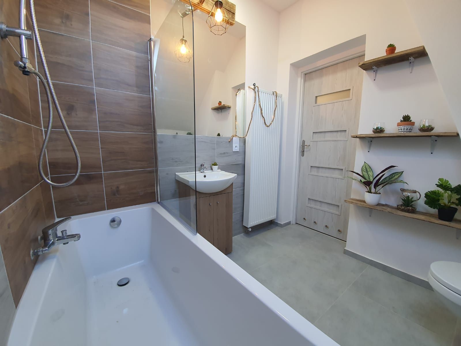 Затишна 50м² мансардна квартира з багатьма зручностями