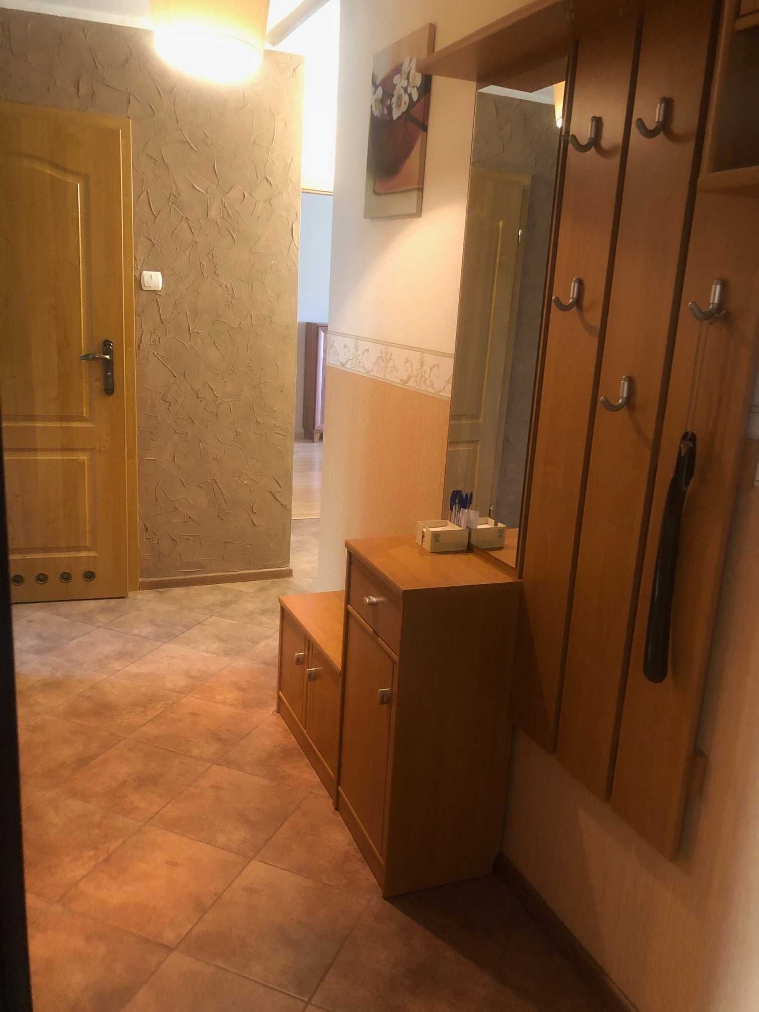 34м² Бөлек жатқа бөлмесі және үлкен балконы бар студиялық пәтер