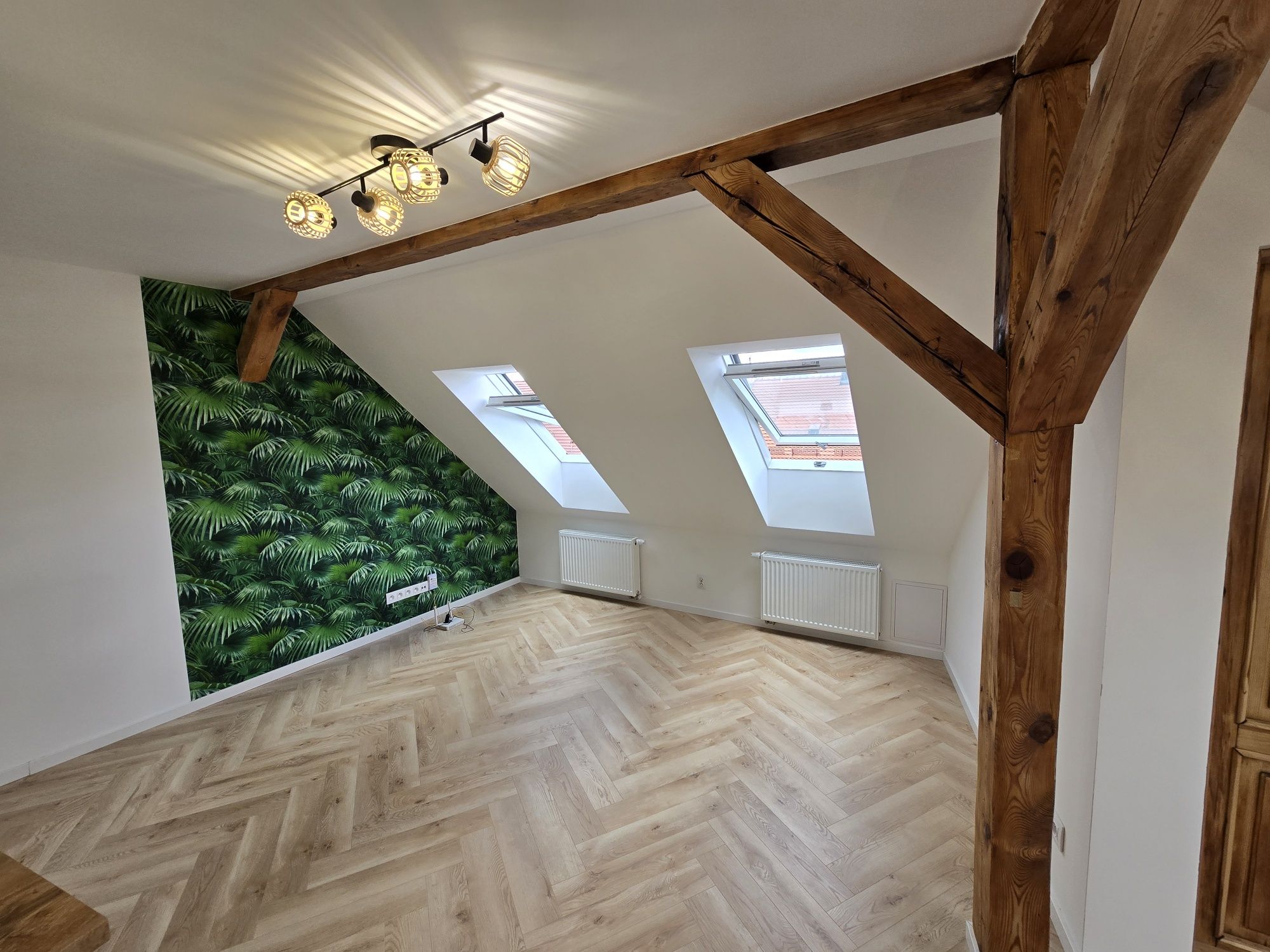 Charming 2-Room Apartment in Historic Building in Nowa Sól City Center