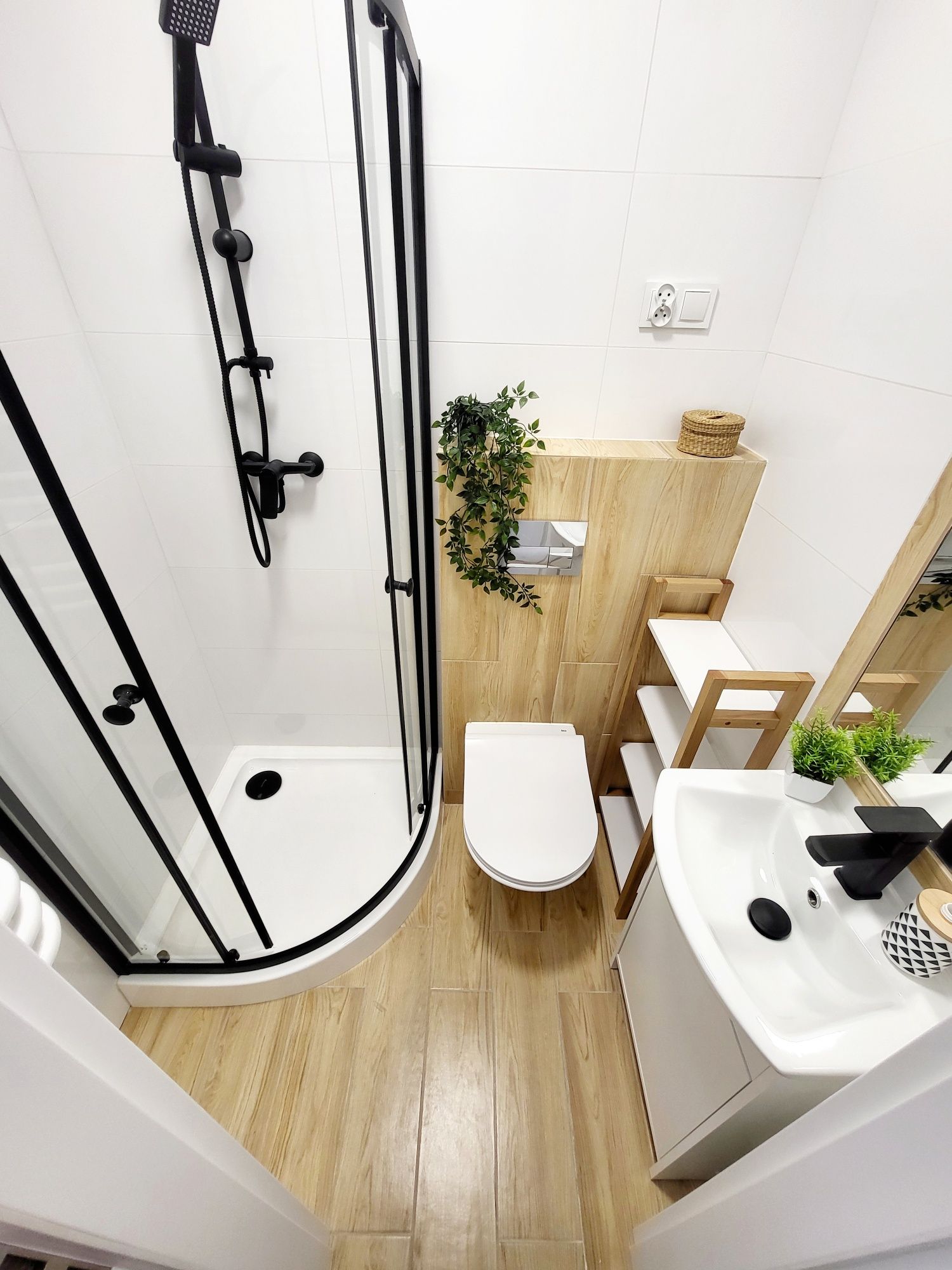 Modern Studio Apartment with Kitchen in Historic Building