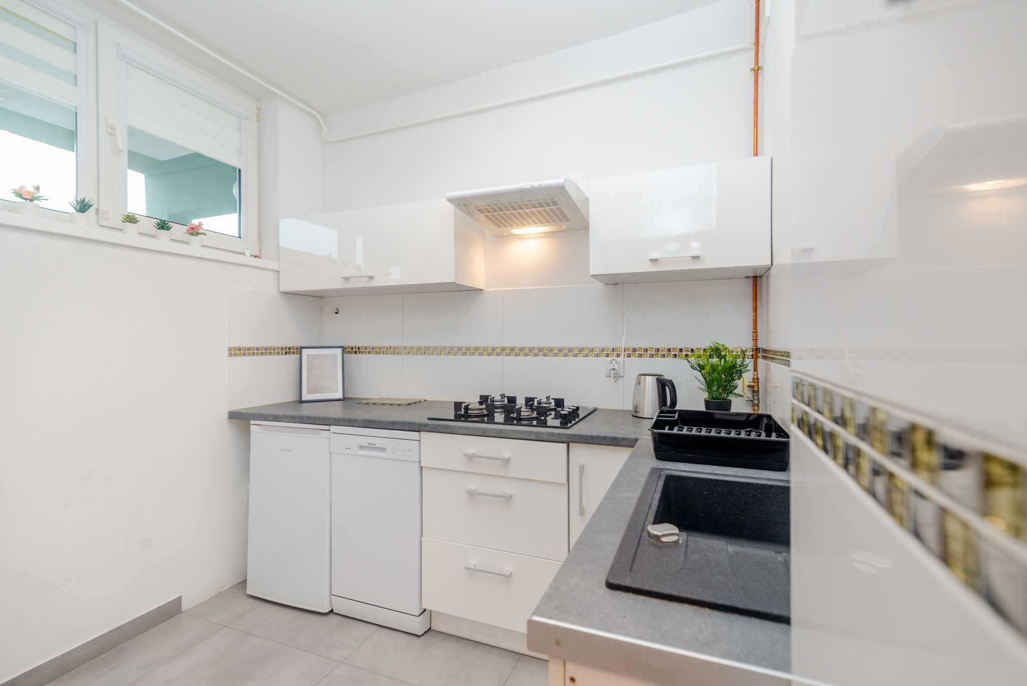 Modern 3-Bedroom Apartment with Balcony in Gdansk