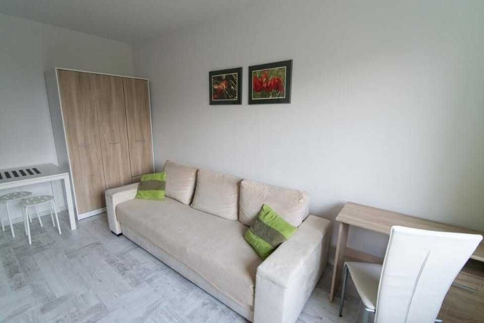 Modern Studio Apartment Near Park and Sea