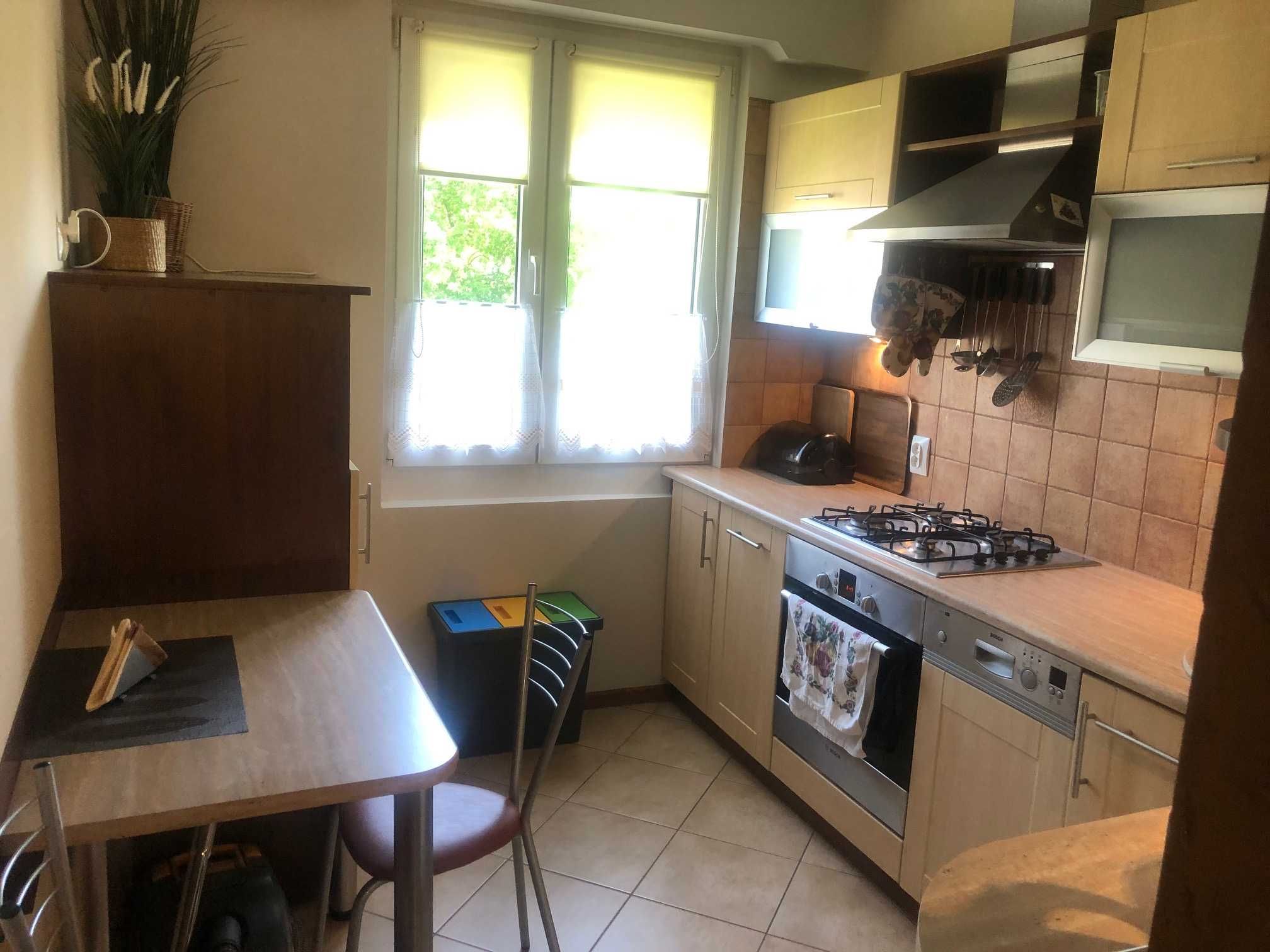 34м² Бөлек жатқа бөлмесі және үлкен балконы бар студиялық пәтер