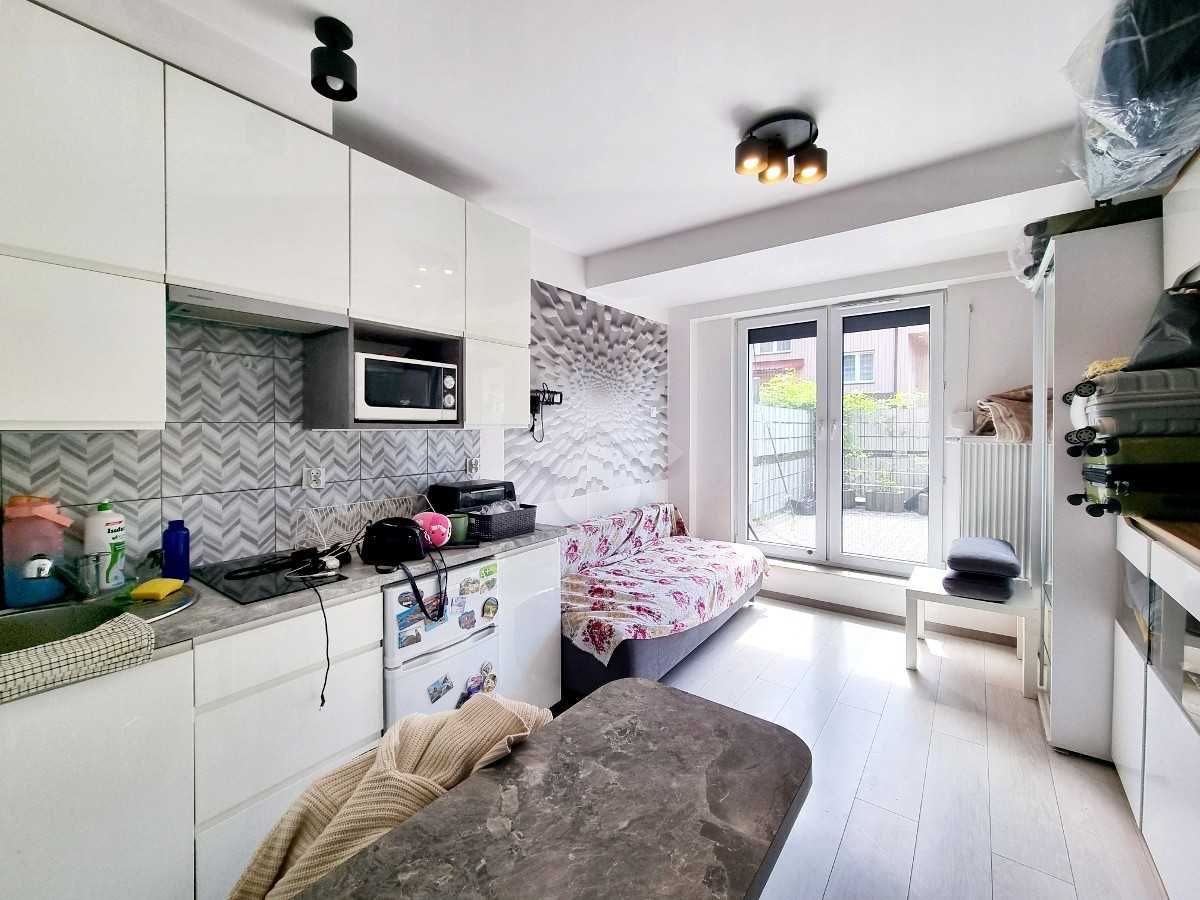 Cozy 16m² Apartment with Private Garden in Grzegórzki, Kraków