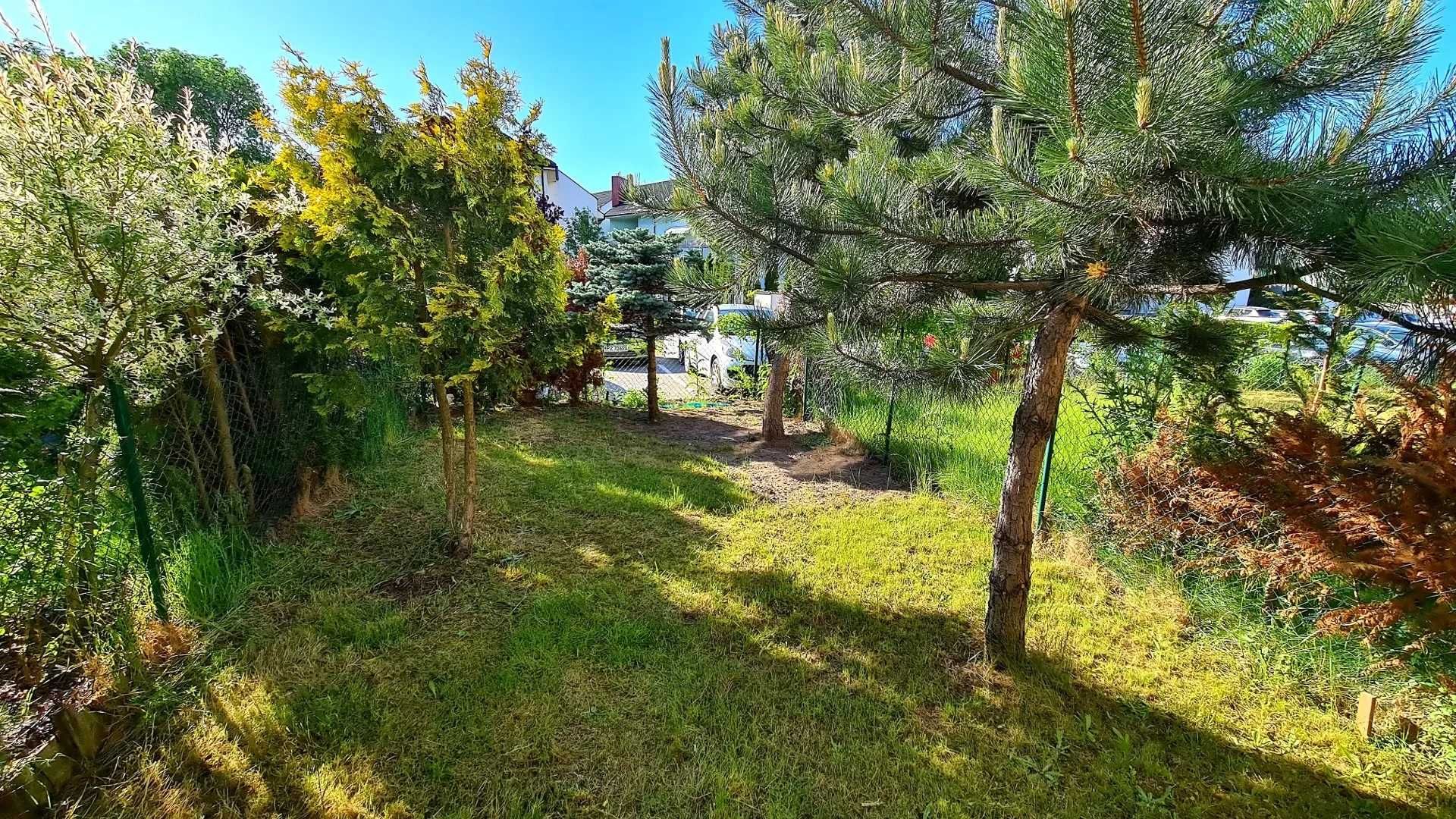 Modern 2-Room Apartment with Terrace and Private Garden in Plewiska