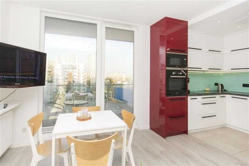 Comfortable 2-Room Apartment in Gdańsk with Balcony and Parking