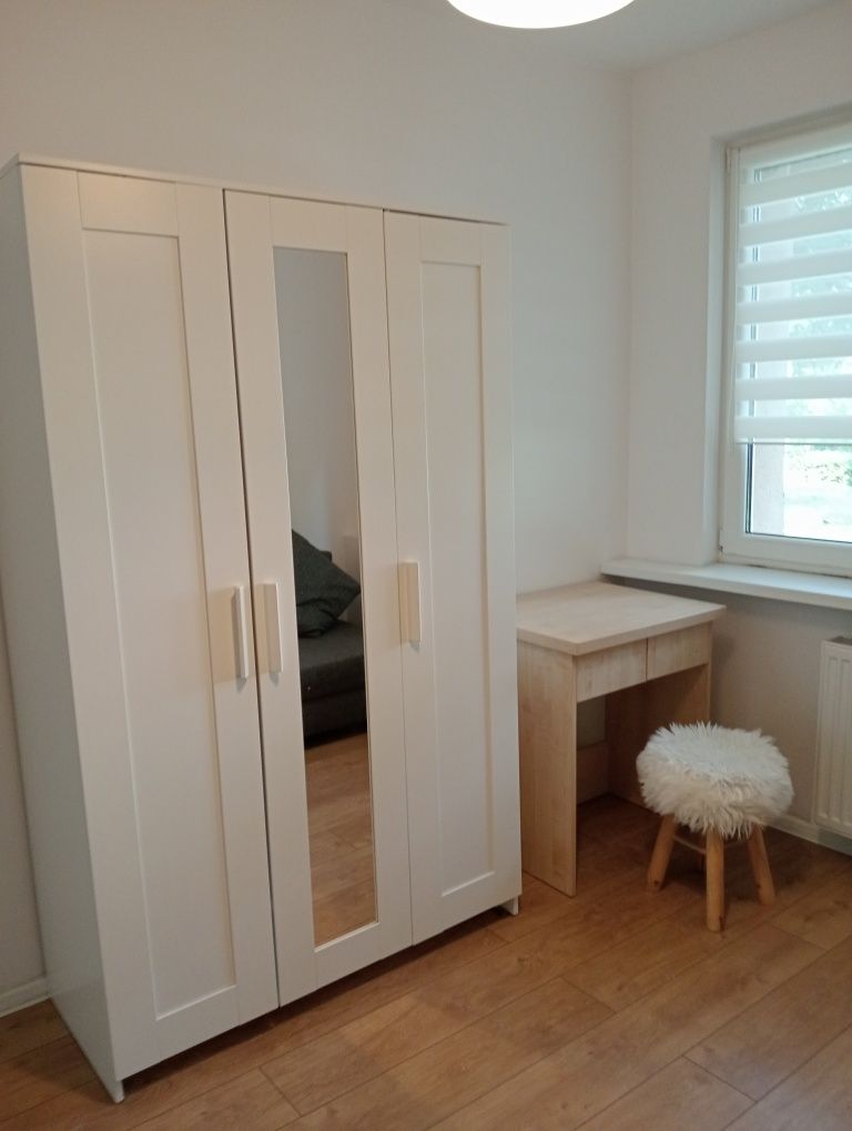Кең 3 бөлмелі пәтер, Тувима 1, бірінші қабат, жақында жөнделген