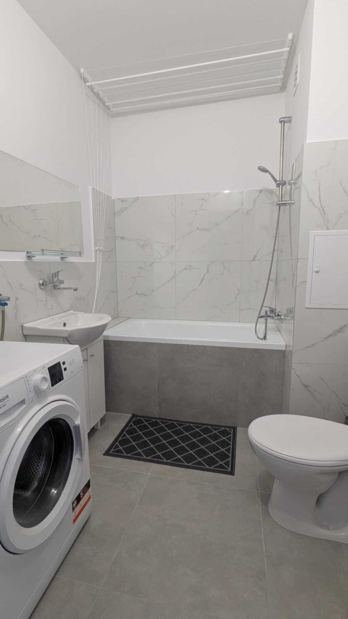 2-Room Apartment near City Center with Balcony