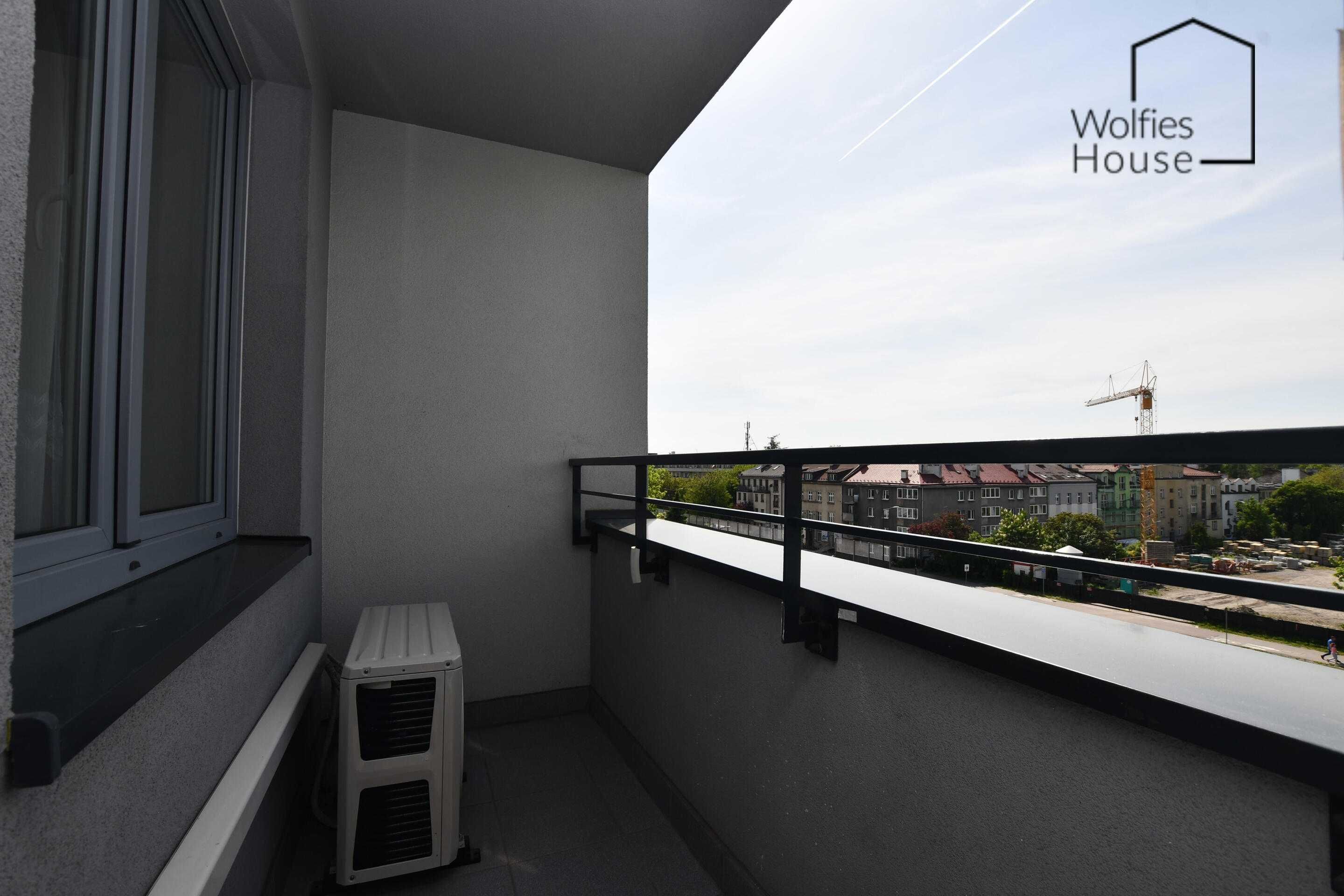 Modern 2-Room Apartment in Vermelo Complex, Krakow