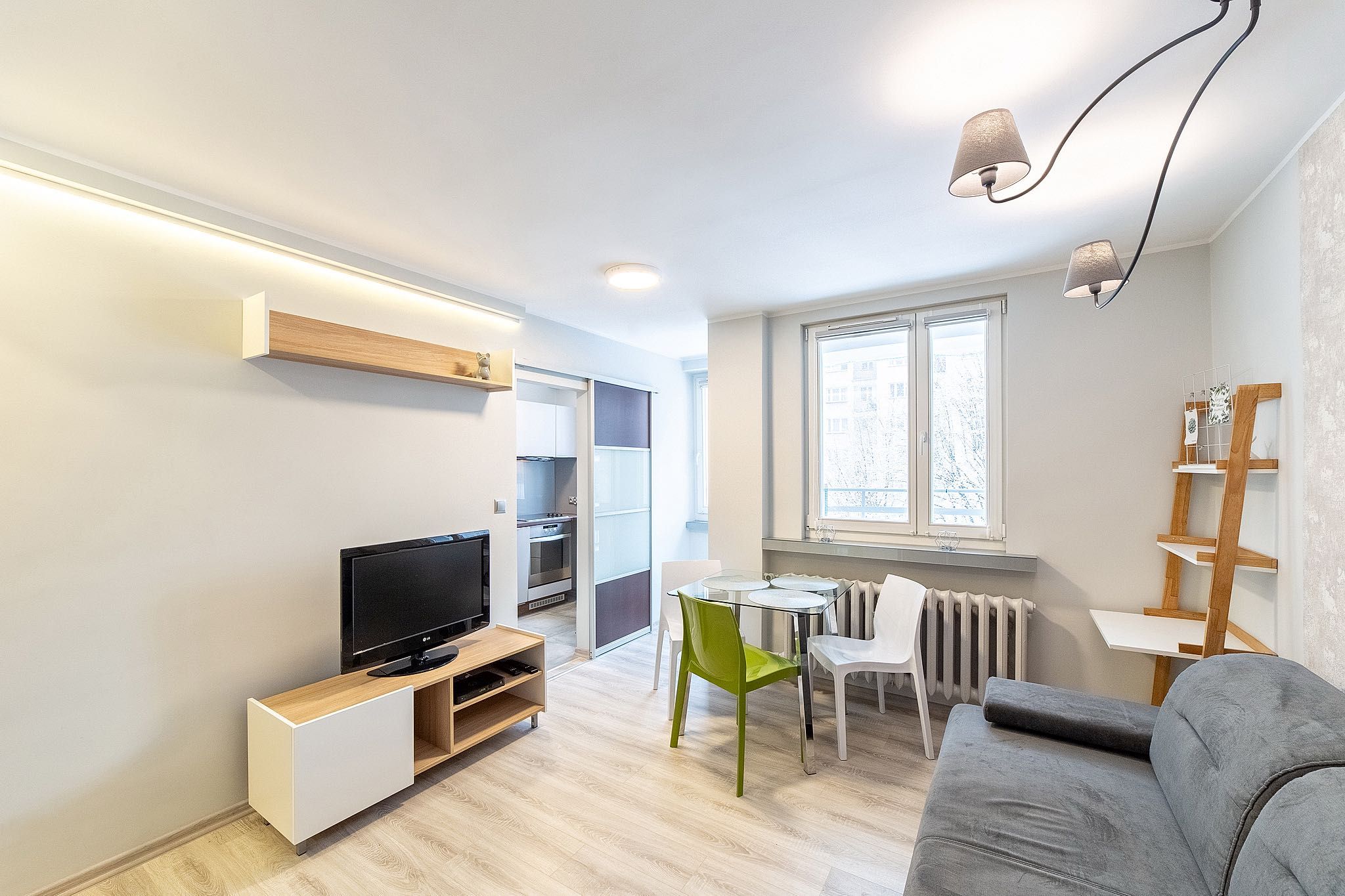 Cozy 1-Room Apartment in Katowice City Center with Excellent Amenities