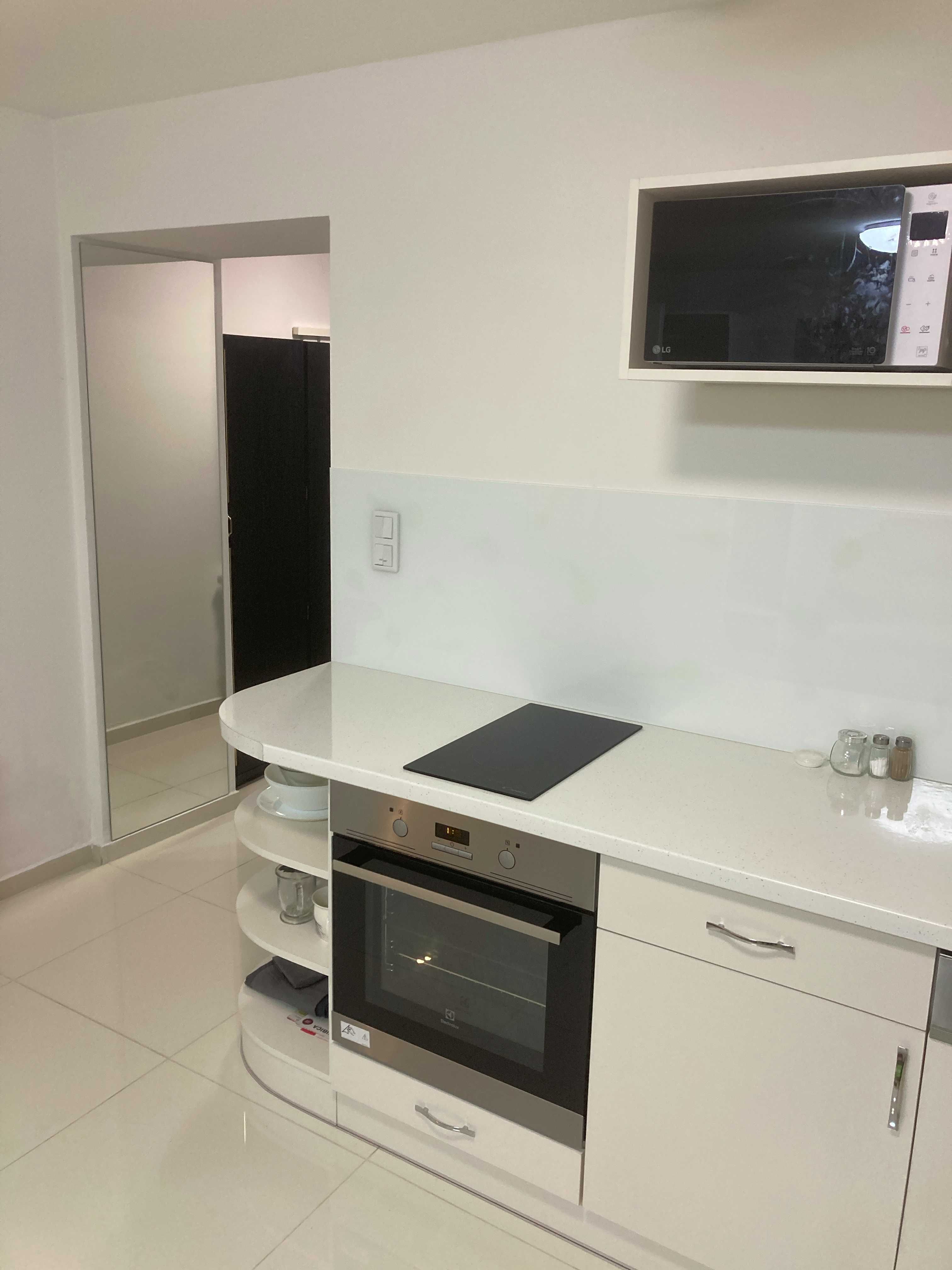 1-Bedroom Apartment in Bronowice, Krakow - 30m² Modern Living Space