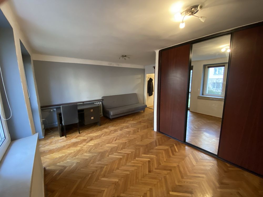 Spacious Apartment in Lublin City Center with Separate Kitchen