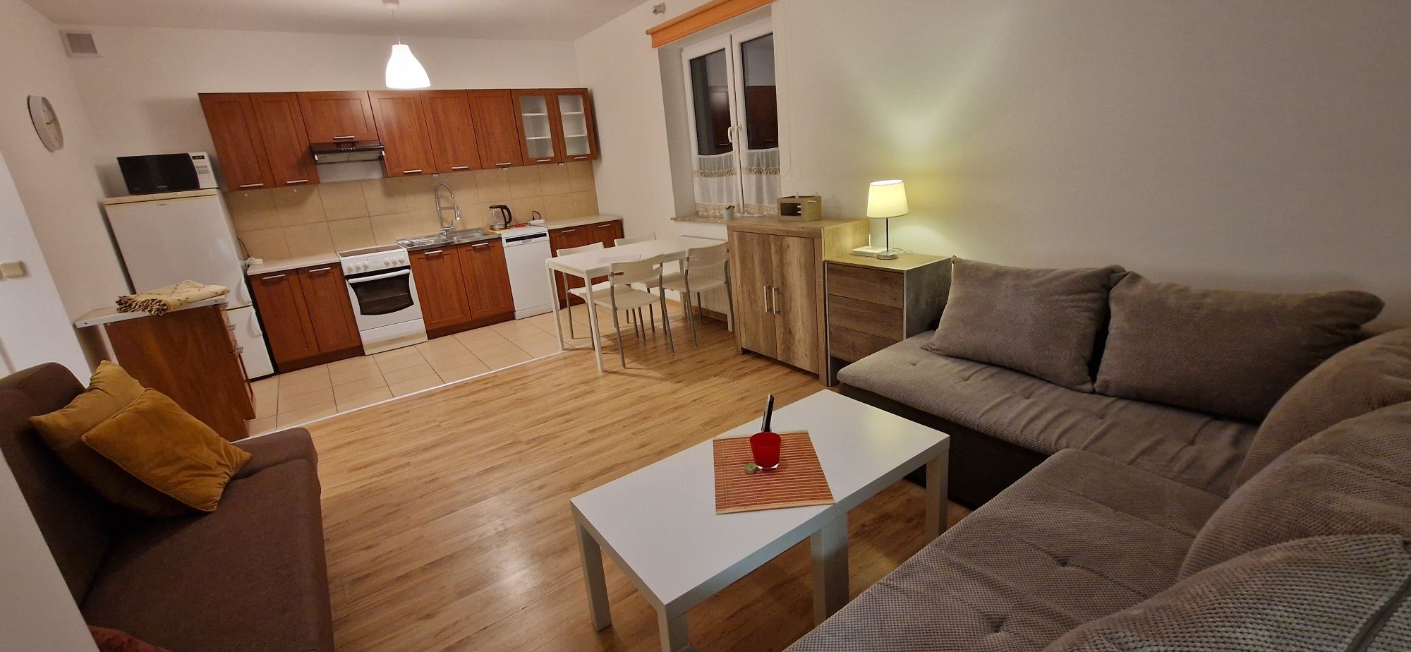 Two-room apartment in apartment complex near Balice airport